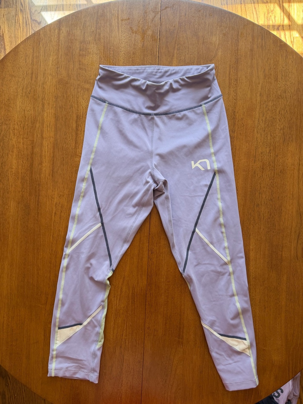 Kari Traa women’s Lavender Performance Leggings